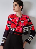 Giacchino corto a manica lunga allure evening nero a fiori elegante con chiusura - immagine 2