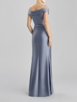 Abito con cintura decorata Pronovias The Party Edit Taupe e burgundy con spacco morbido omerale - immagine 3