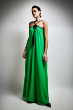 Abito verde Twins Fantasy con stola di 2 metri abito lucido che scende morbido con decorazioni nere al seno e spalline semplici sottili