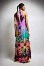 Abito morbido Twins Fantasy in fantasia sul viola con stampa scollo americano con nodo dietro spalle scoperte e colletto avanti - immagine 2