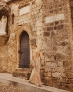 Abito beige e nero Allure Evening Glow con paillette a frange lucide abito con scollo americano trasparente dotato di un pantaloncino a colore compreso - immagine 4