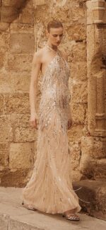 Abito beige e nero Allure Evening Glow con paillette a frange lucide abito con scollo americano trasparente dotato di un pantaloncino a colore compreso