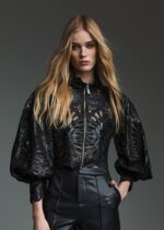 Giacca Twins Fantasy nero di pizzo con chiusura zip e riporti in ecopelle manica lunga